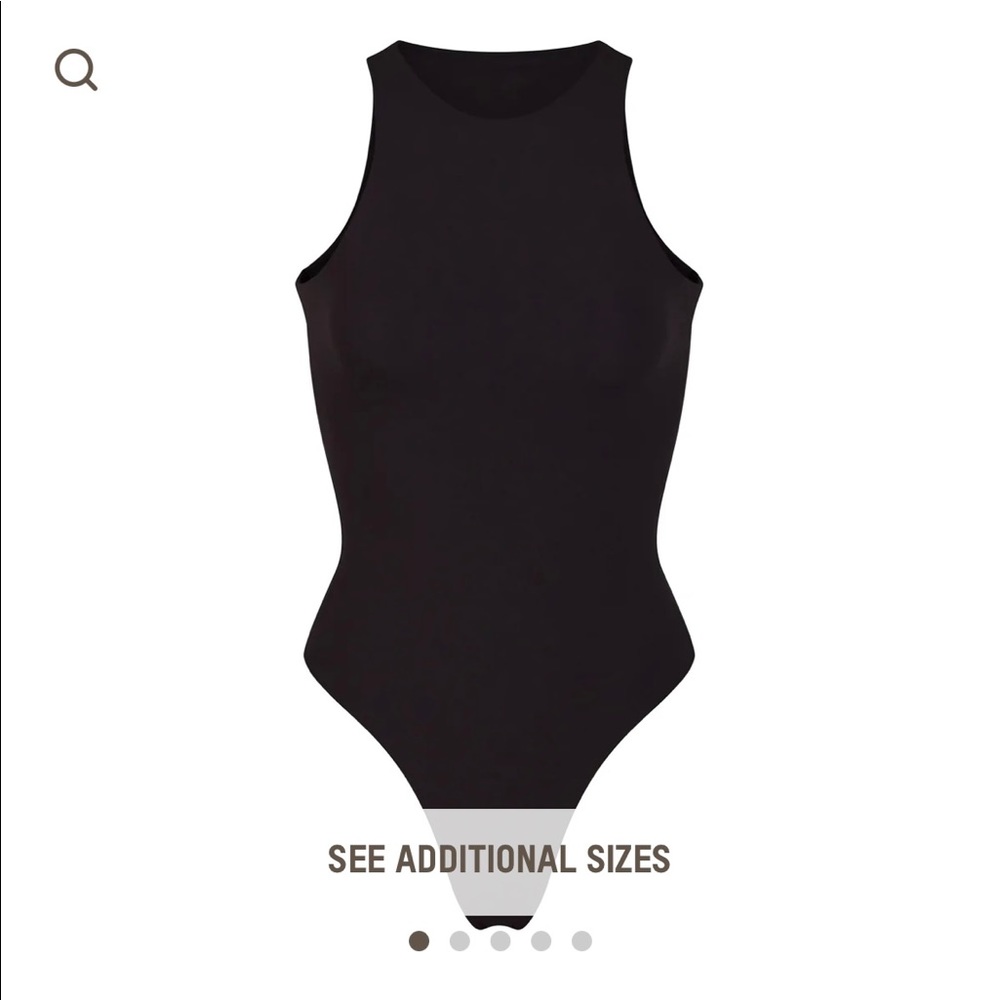 SKIMS FITS EVERYBODY HIGH NECK BODYSUIT